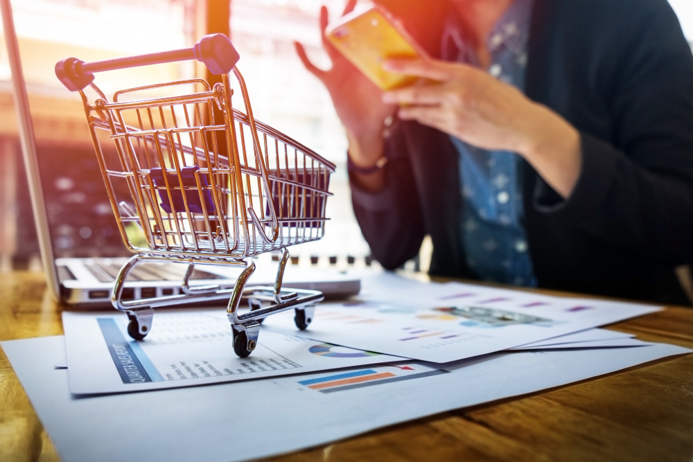 שיווק מרובה ערוצים לאתרי מסחר - Omnichannel VS MultiChanne